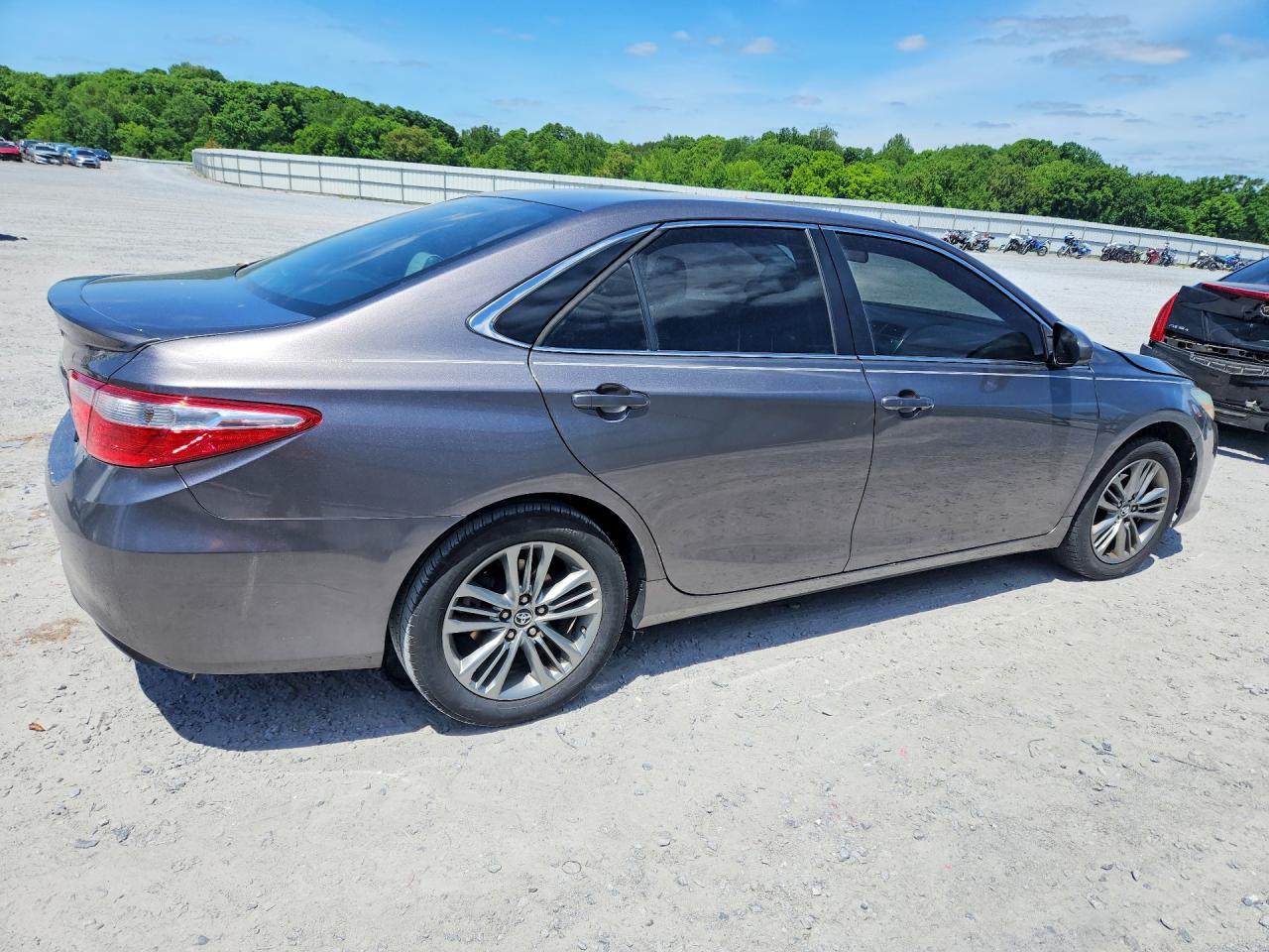 2017 TOYOTA CAMRY
