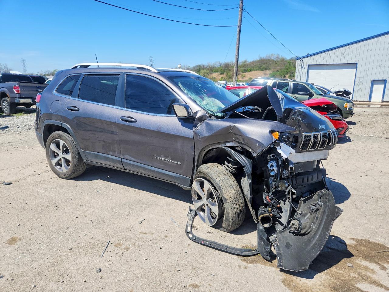 2019 JEEP CHEROKEE