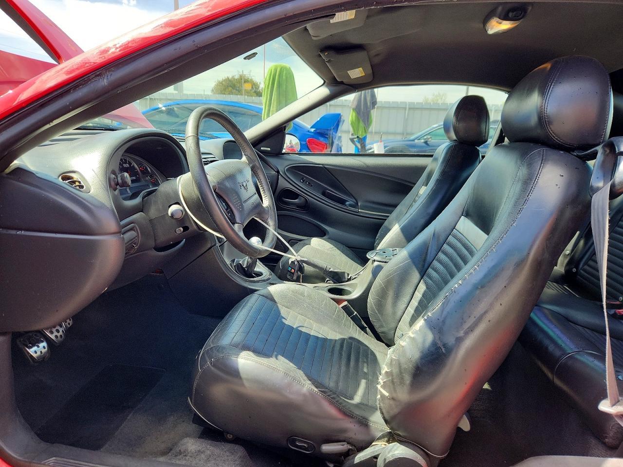 2004 FORD MUSTANG