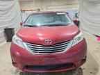 2011 TOYOTA SIENNA