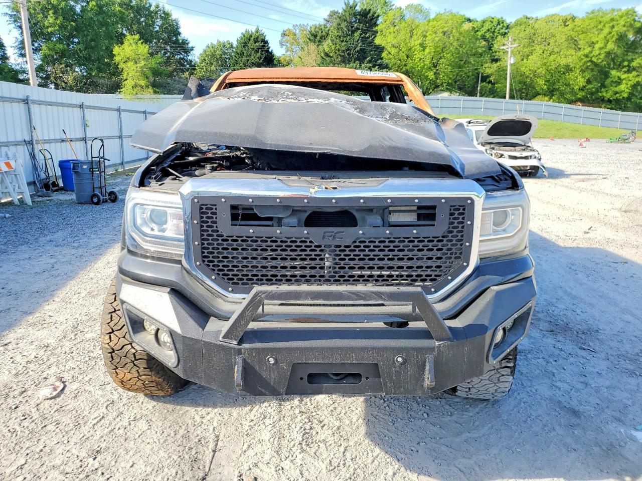 2018 GMC Sierra