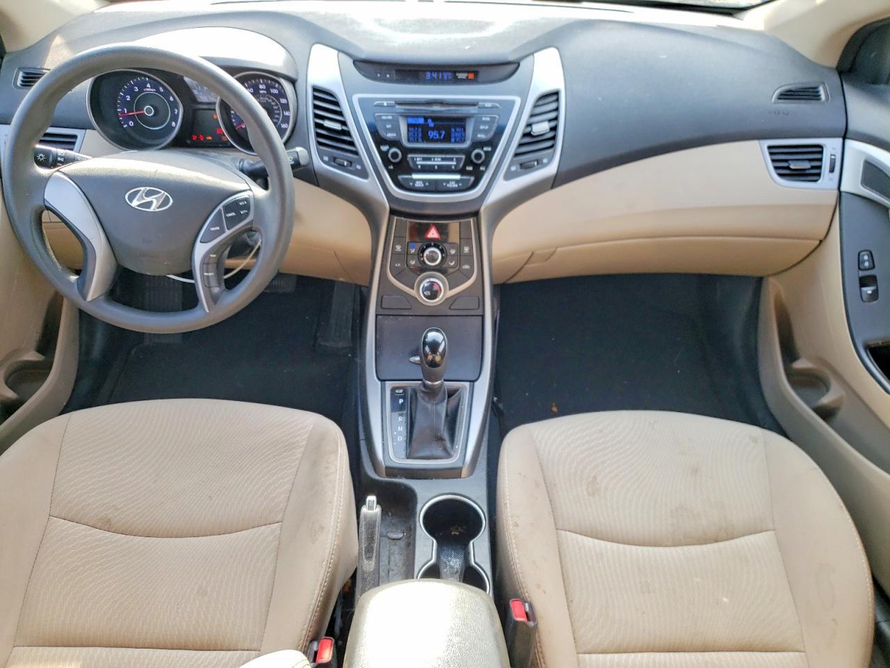 2016 HYUNDAI ELANTRA