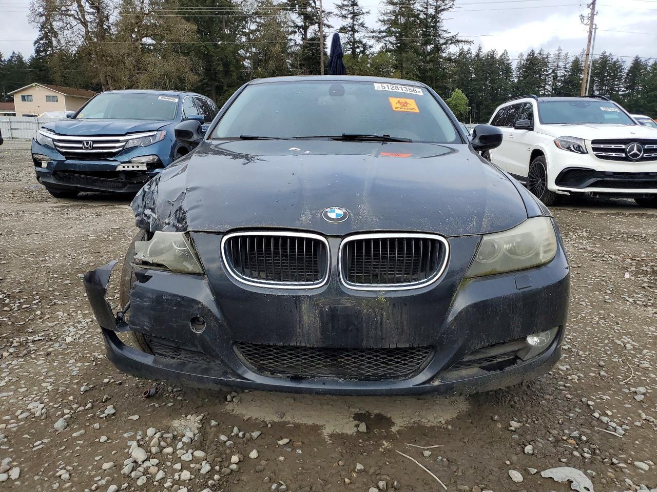 2011 BMW 3 SERIES