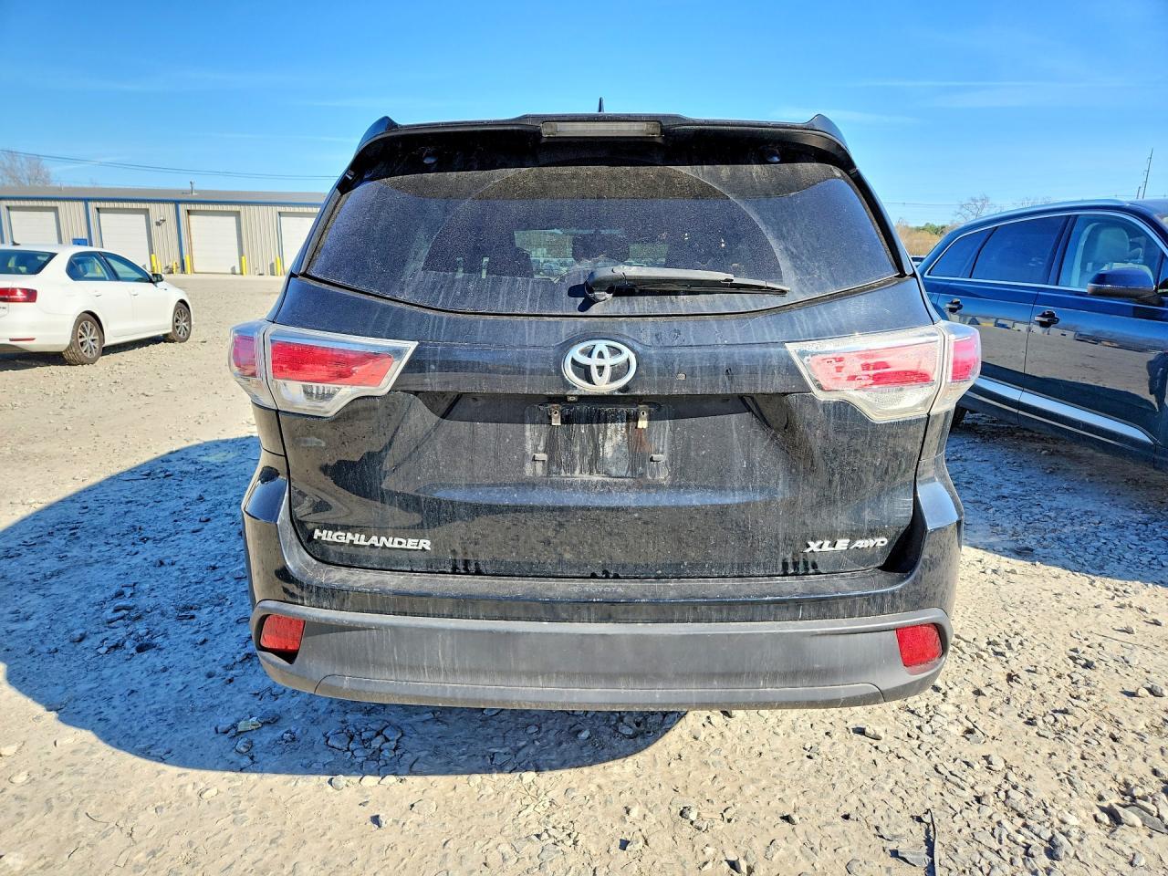 2015 TOYOTA HIGHLANDER
