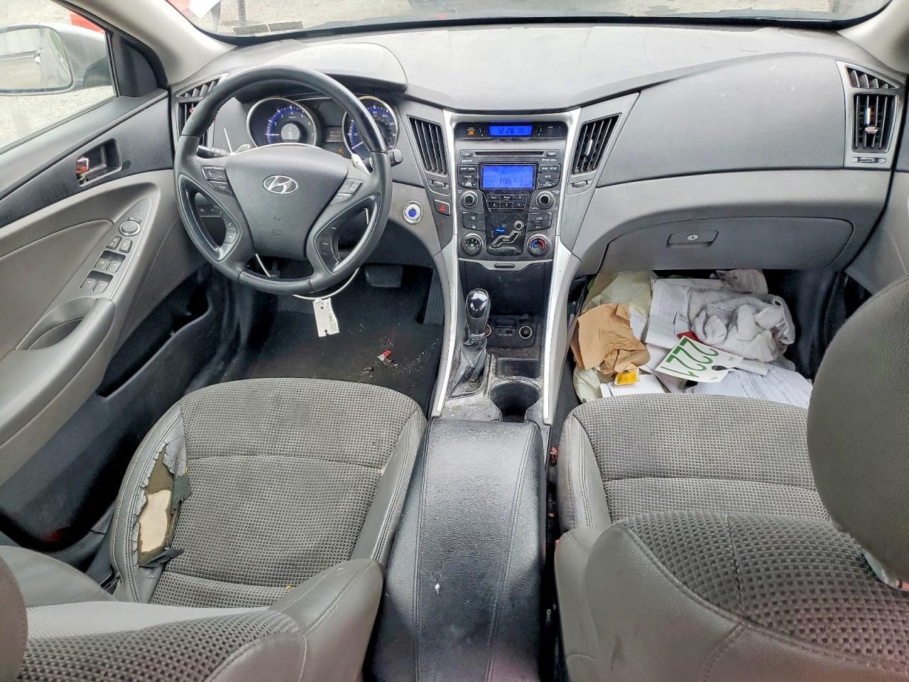 2012 HYUNDAI SONATA