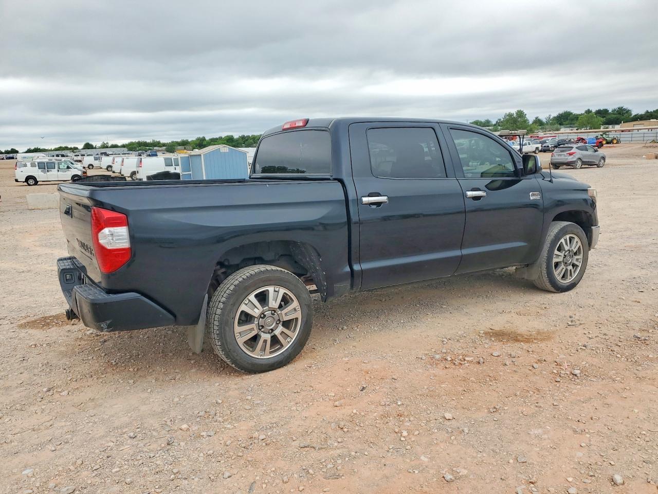 2014 TOYOTA TUNDRA