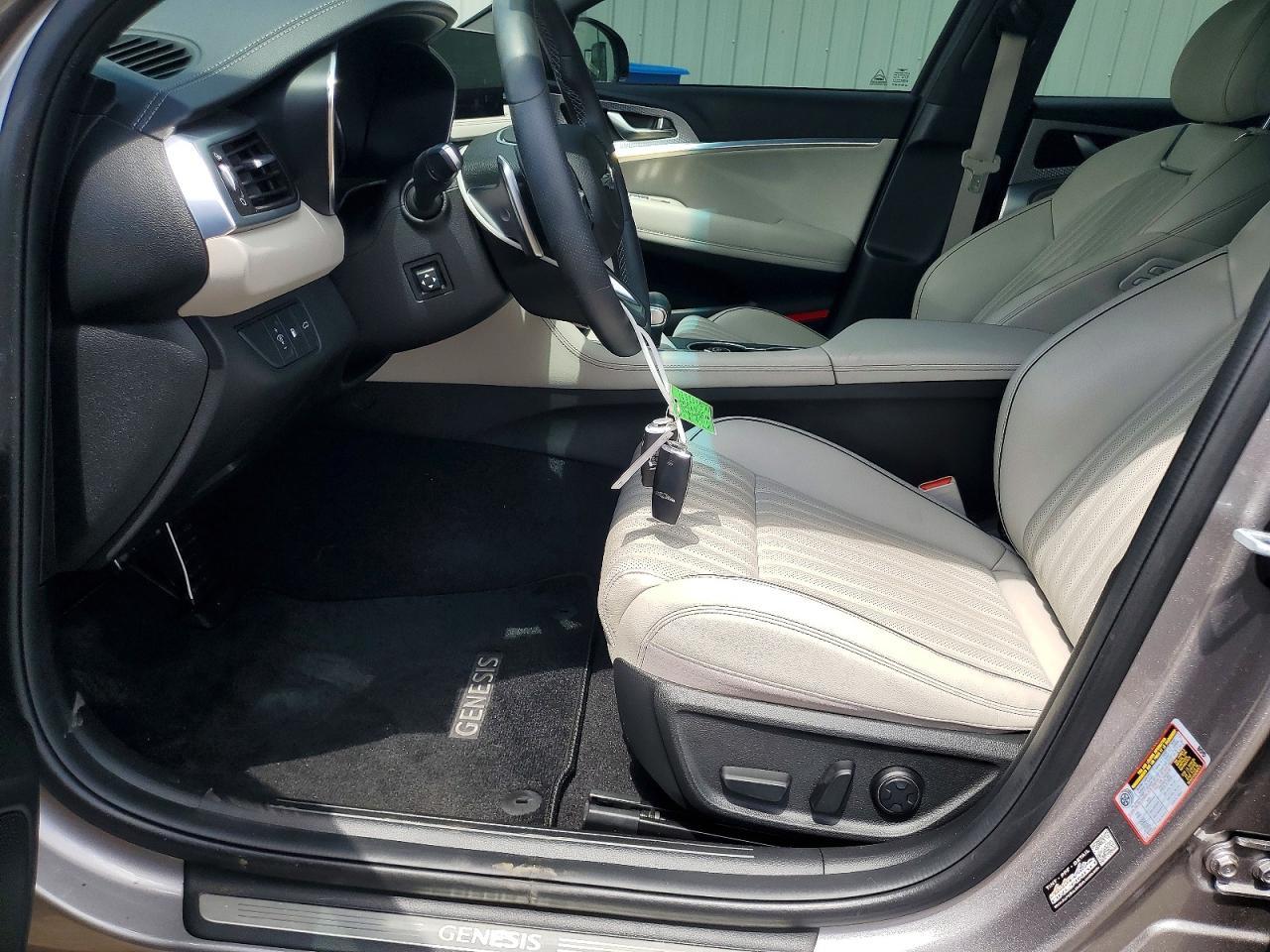 2023 GENESIS G70