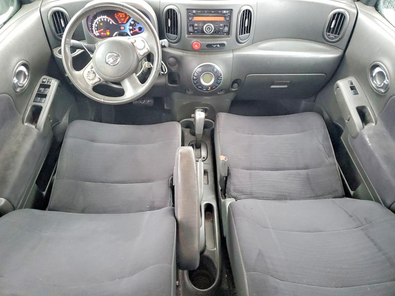 2010 NISSAN CUBE