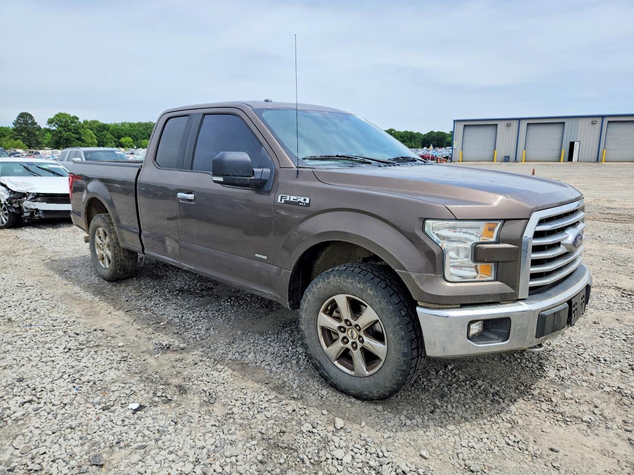 2015 FORD F-150