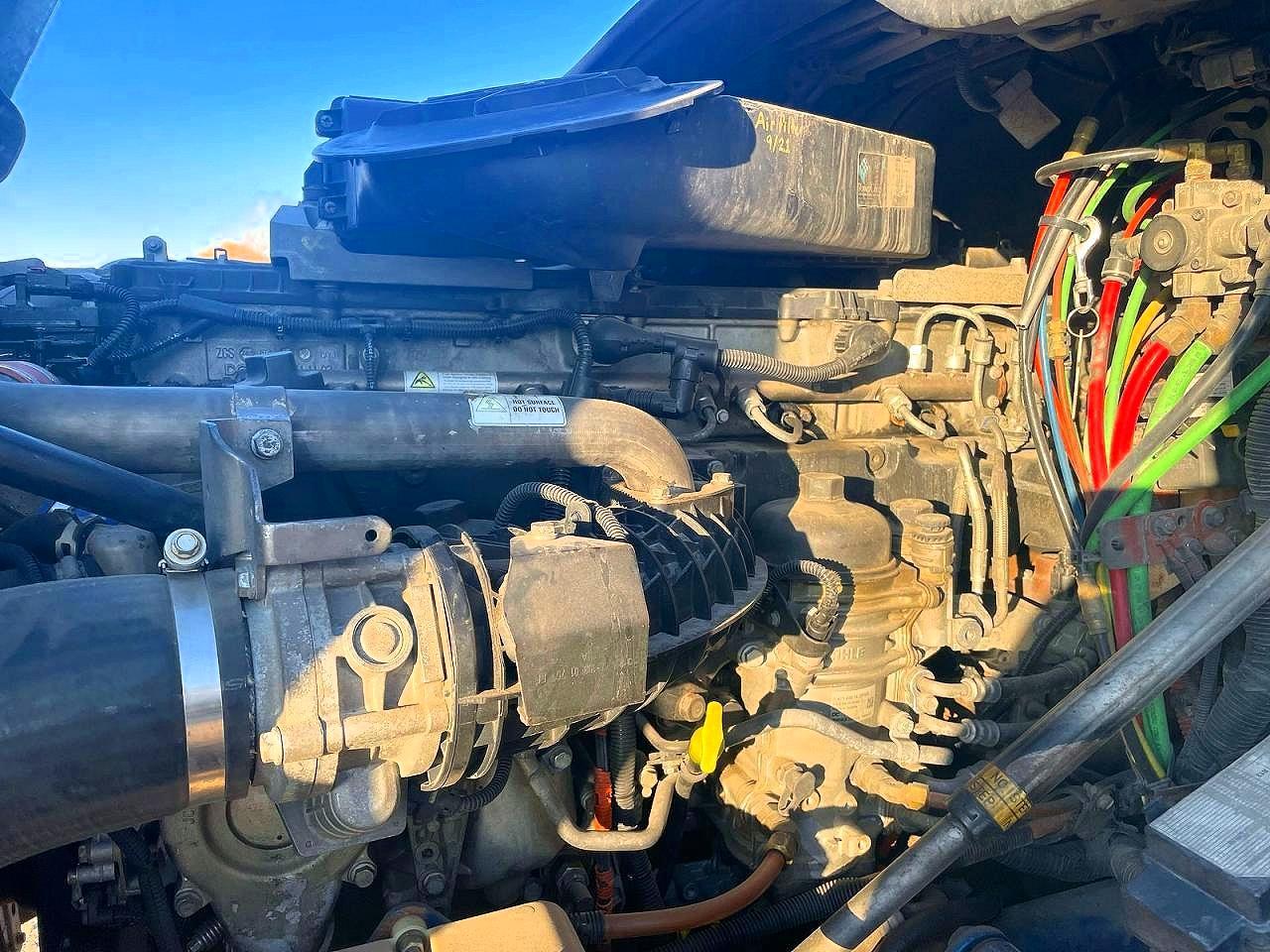 2013 KENWORTH Construction