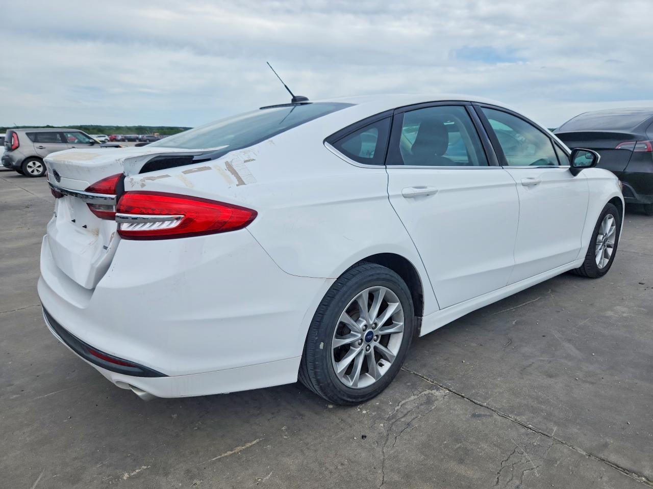 2017 FORD FUSION