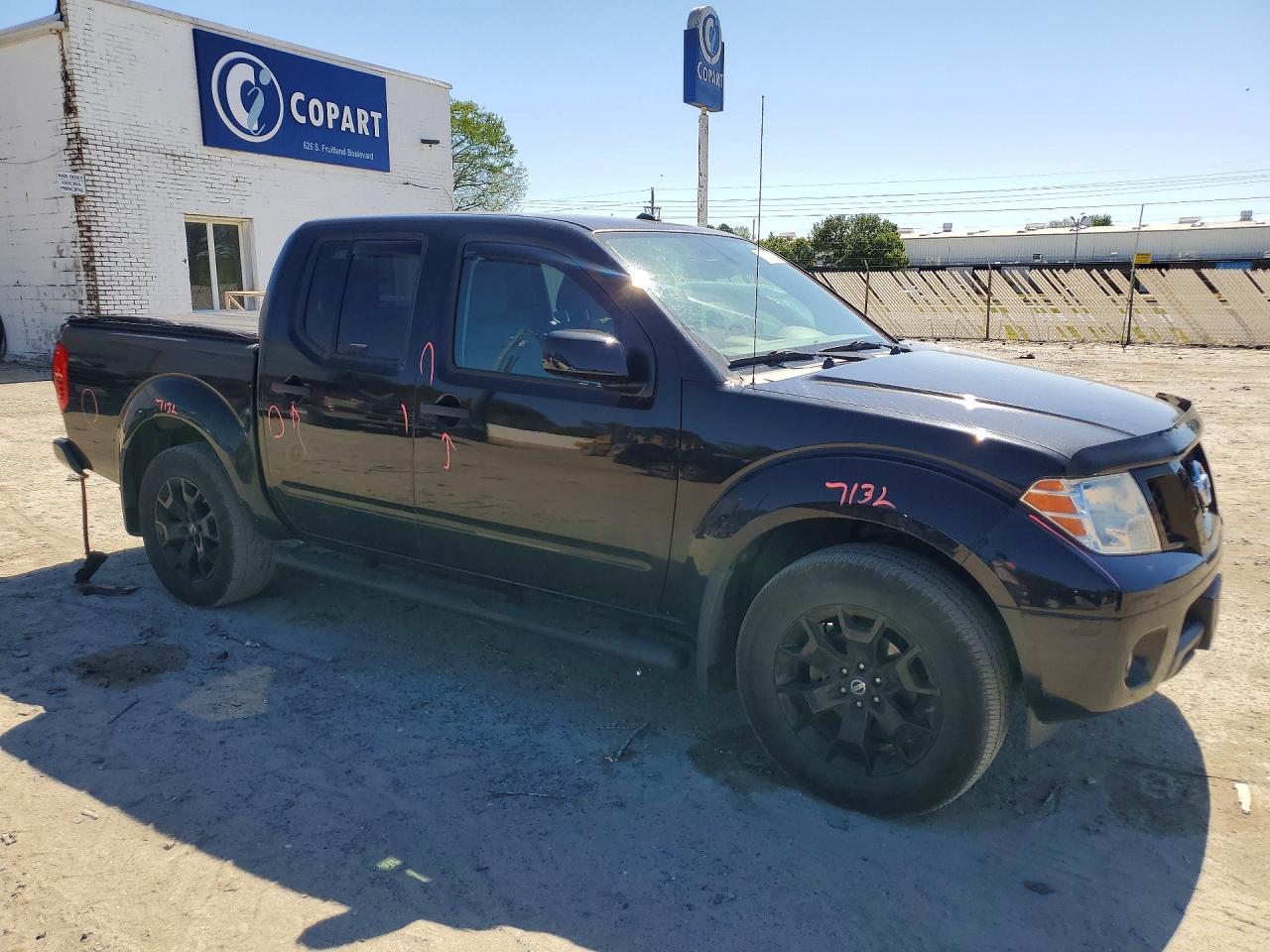 2018 NISSAN Frontier