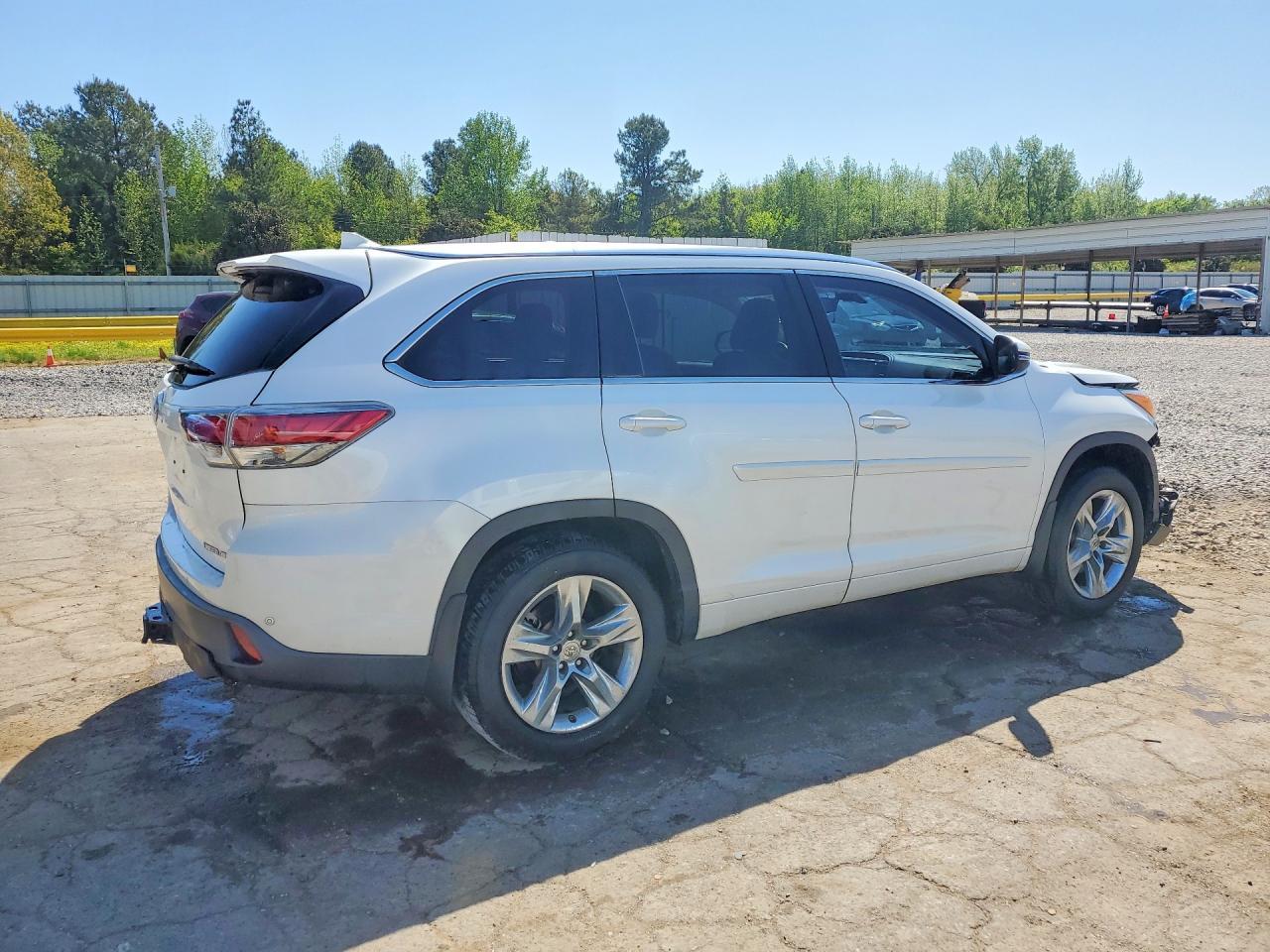 2015 TOYOTA HIGHLANDER
