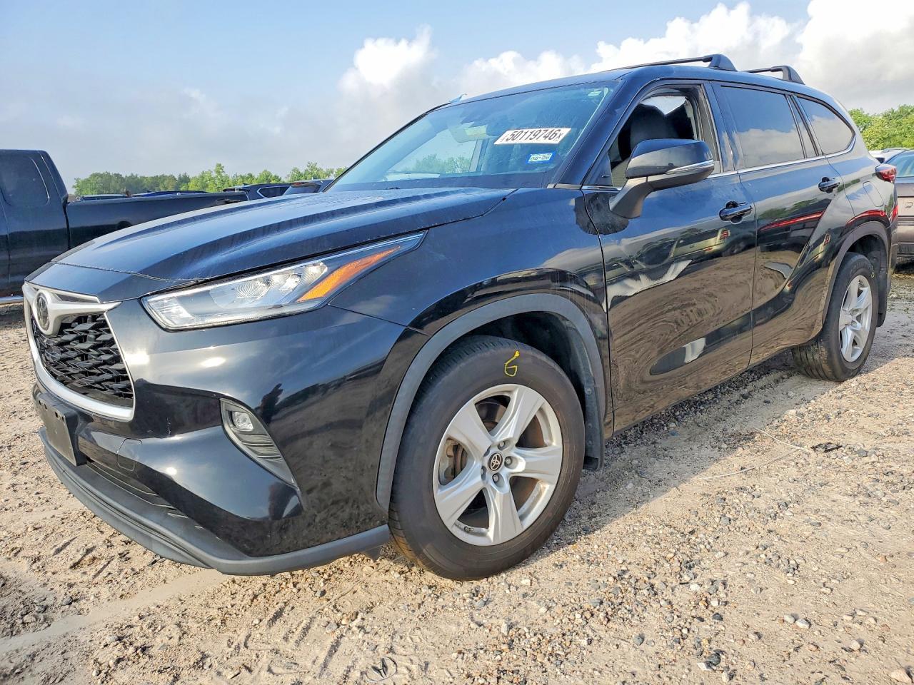 2020 TOYOTA HIGHLANDER