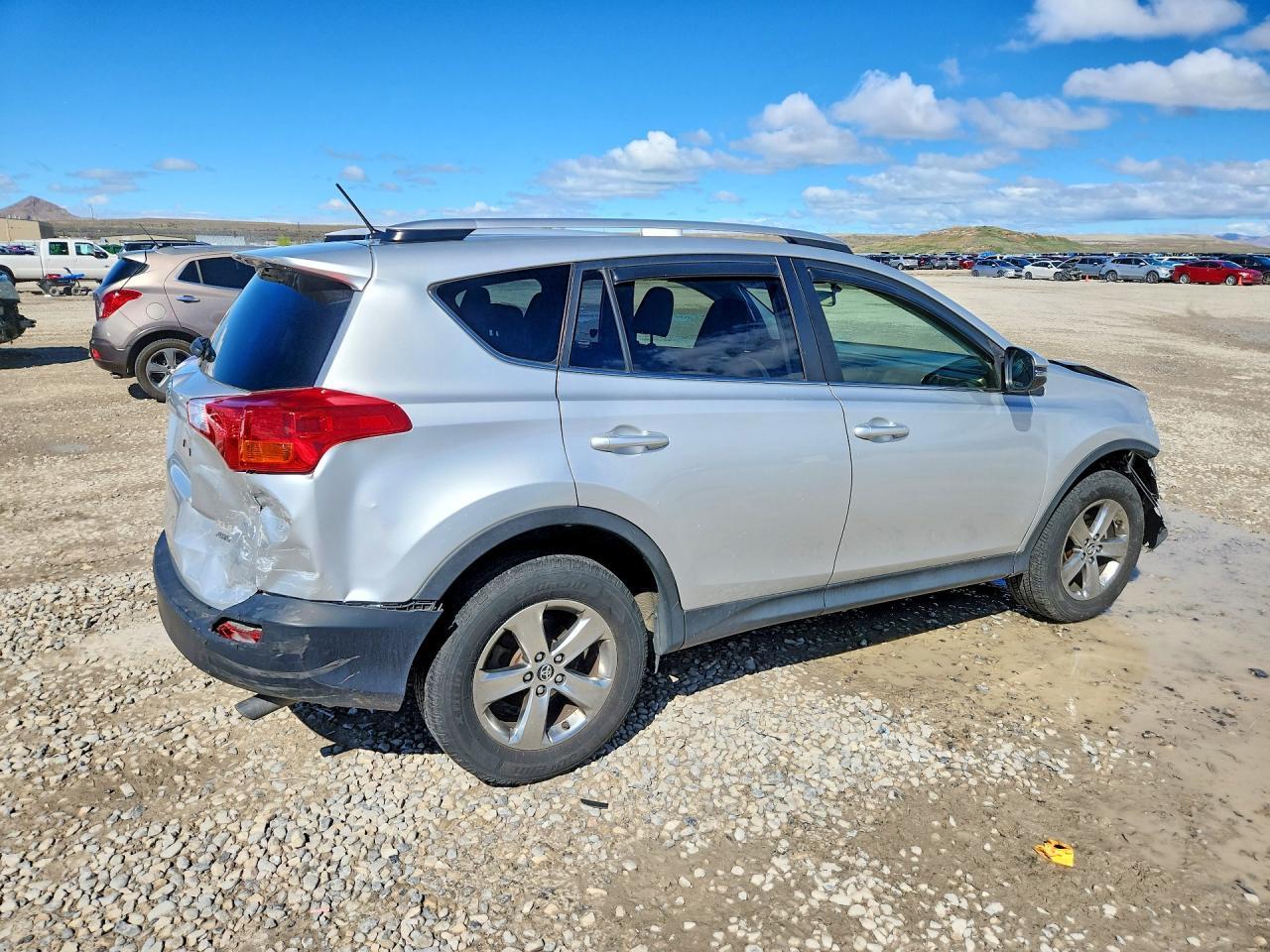 2015 TOYOTA RAV4