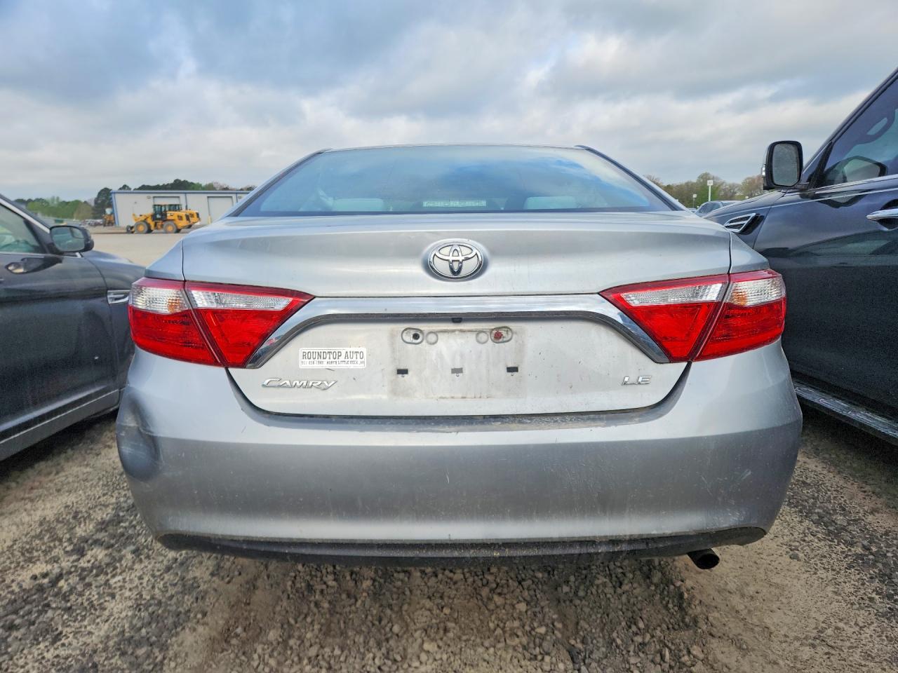 2015 TOYOTA CAMRY