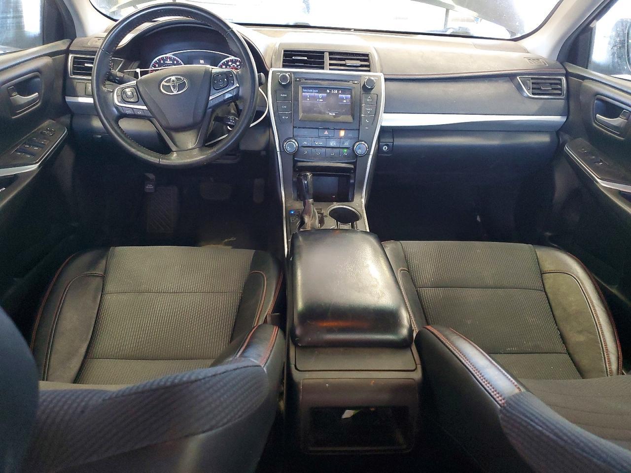 2016 TOYOTA CAMRY