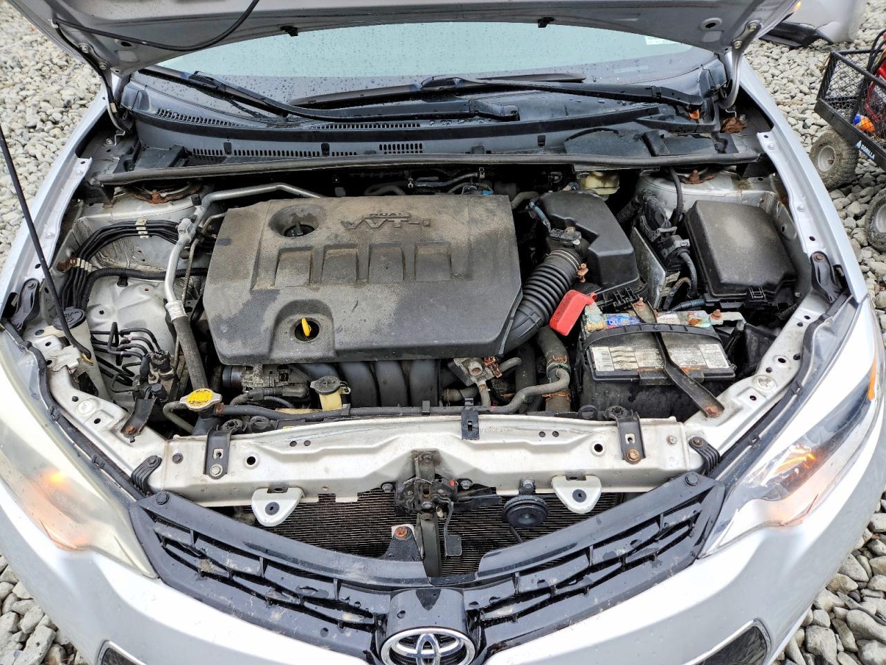 2015 TOYOTA COROLLA