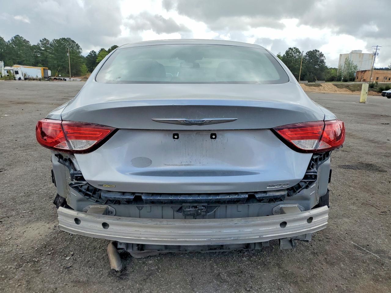 2015 CHRYSLER 200