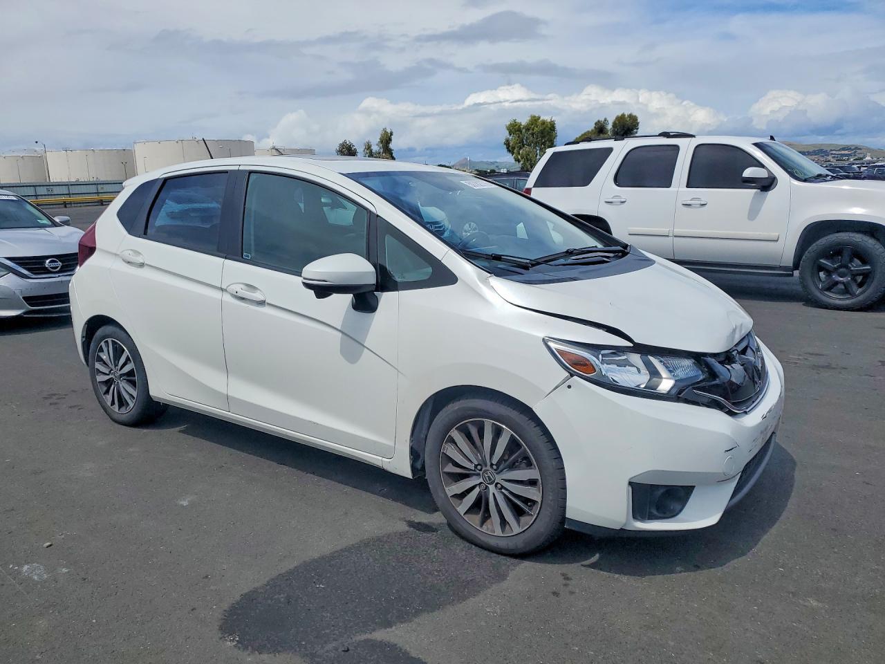 2015 HONDA FIT