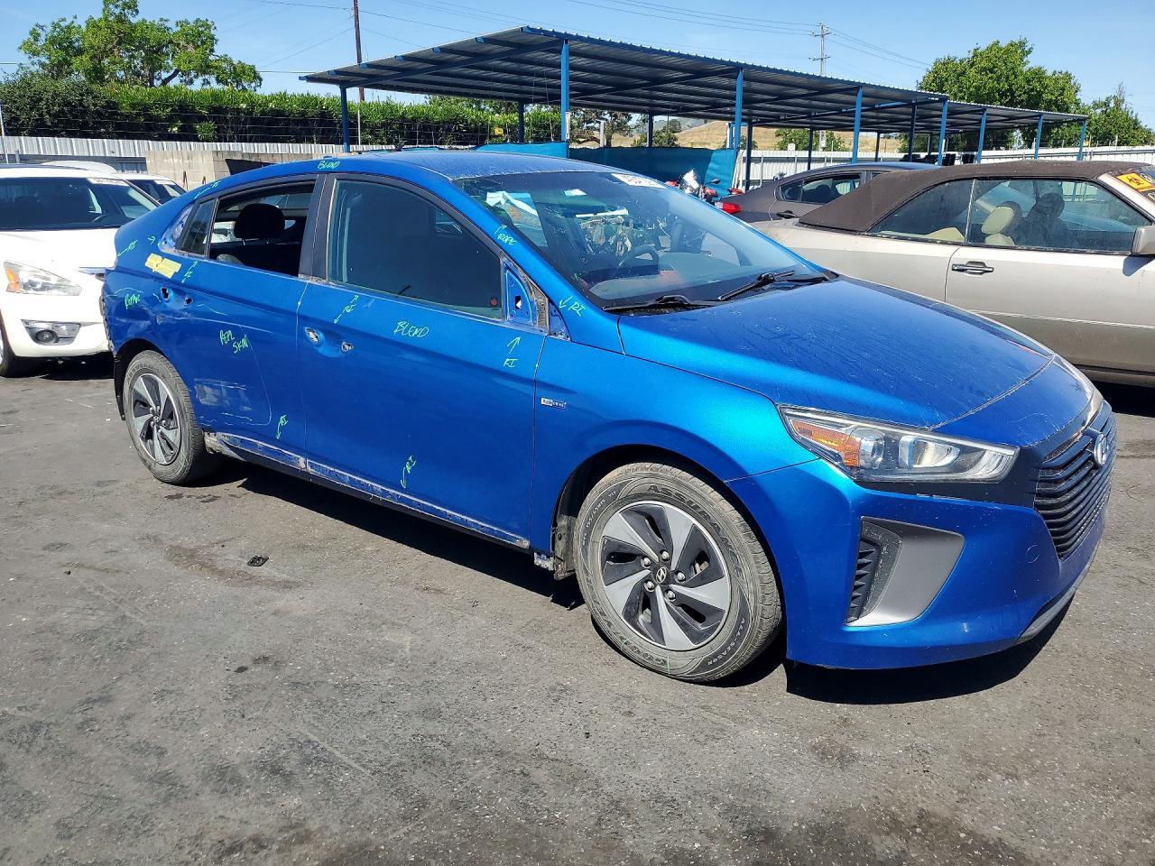 2017 HYUNDAI Ioniq