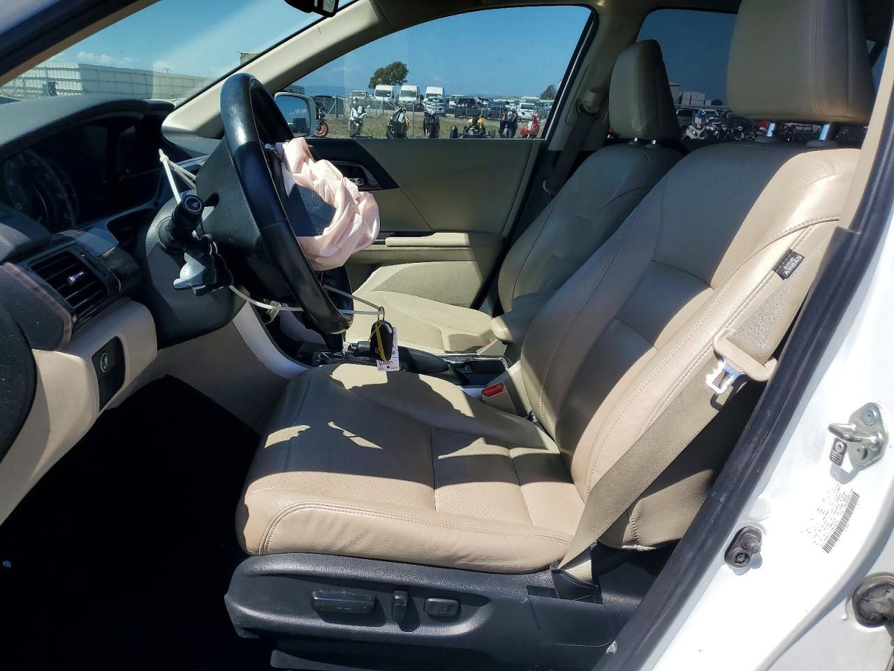 2016 HONDA ACCORD