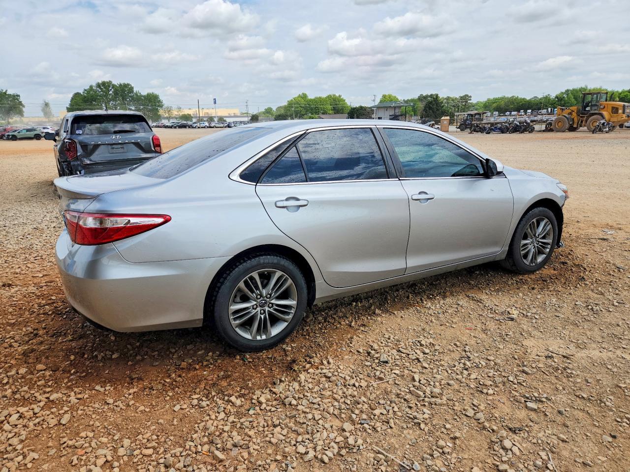 2017 TOYOTA CAMRY