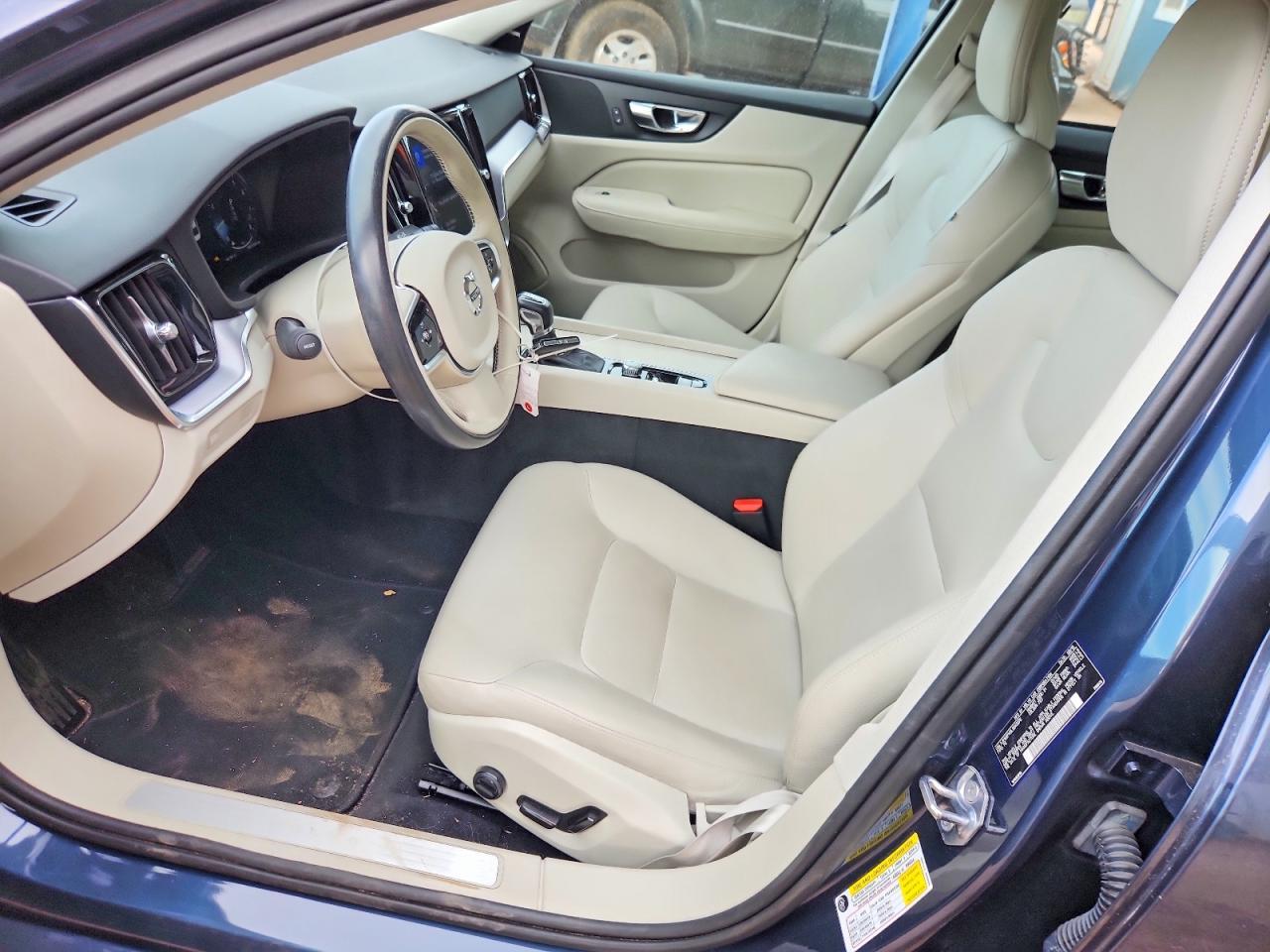 2020 VOLVO S60