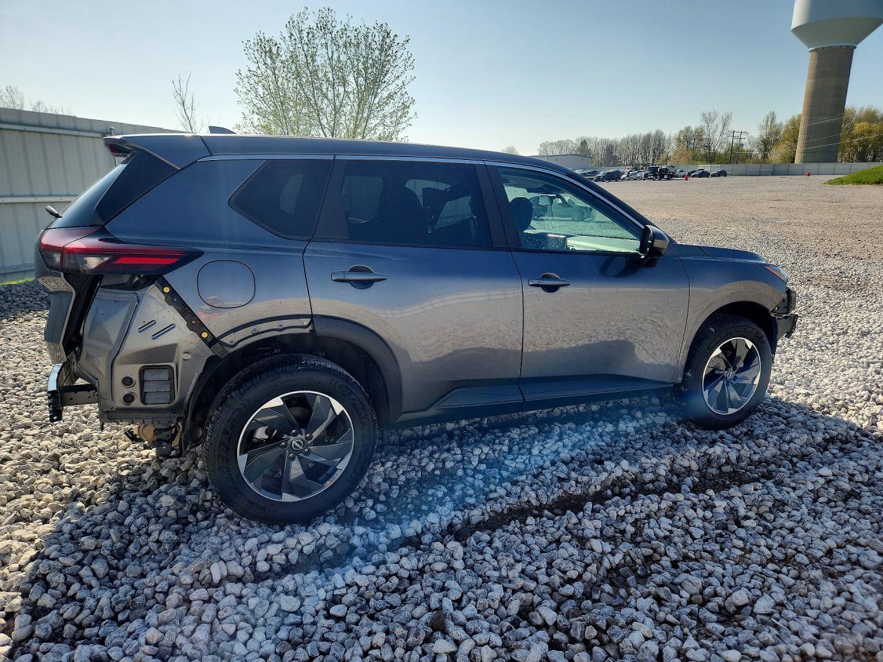 2025 NISSAN ROGUE
