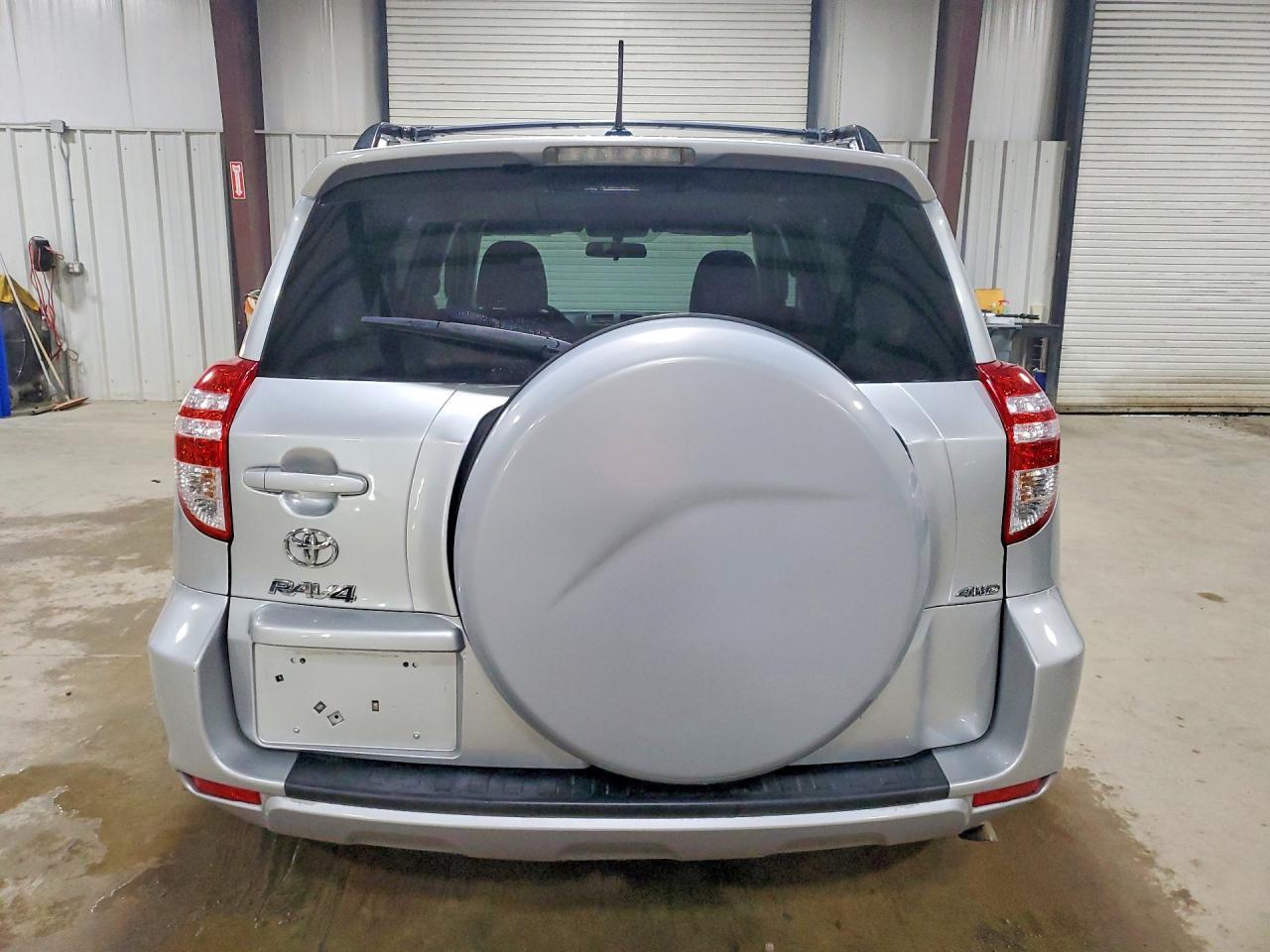2011 TOYOTA RAV4
