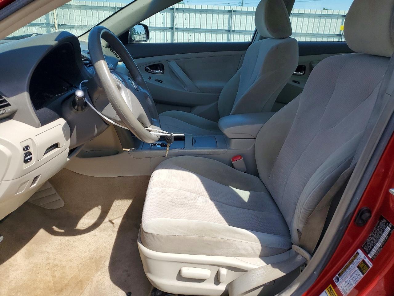 2010 TOYOTA CAMRY