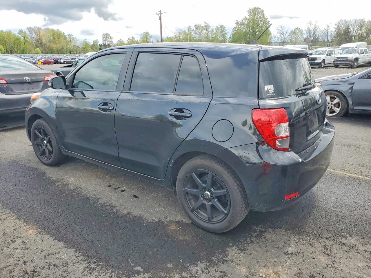 2013 SCION xD