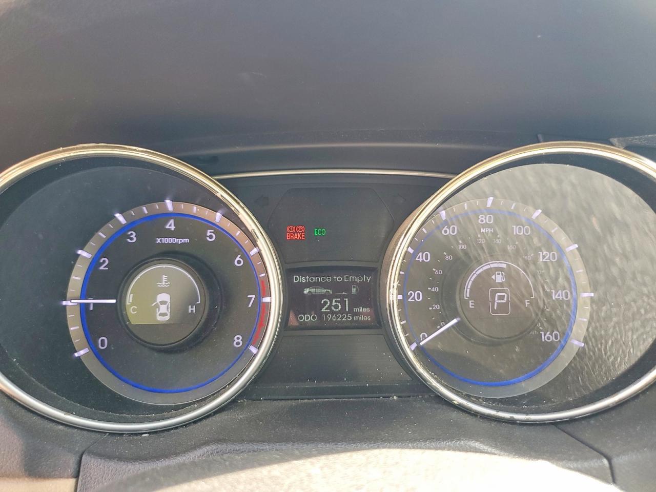2011 HYUNDAI SONATA