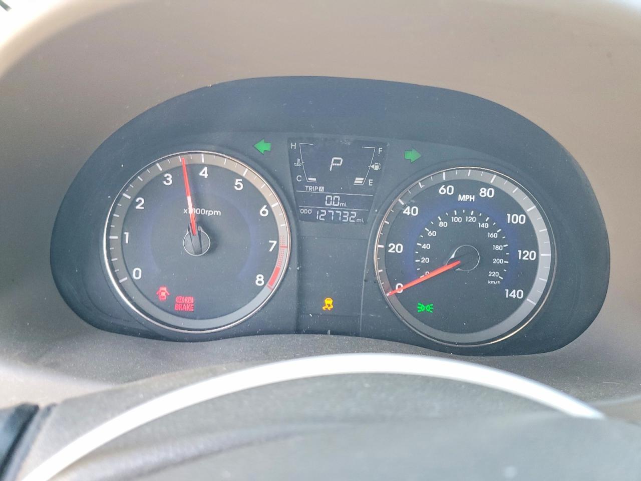 2012 HYUNDAI ACCENT