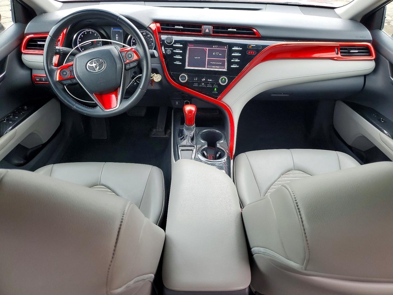 2018 TOYOTA CAMRY