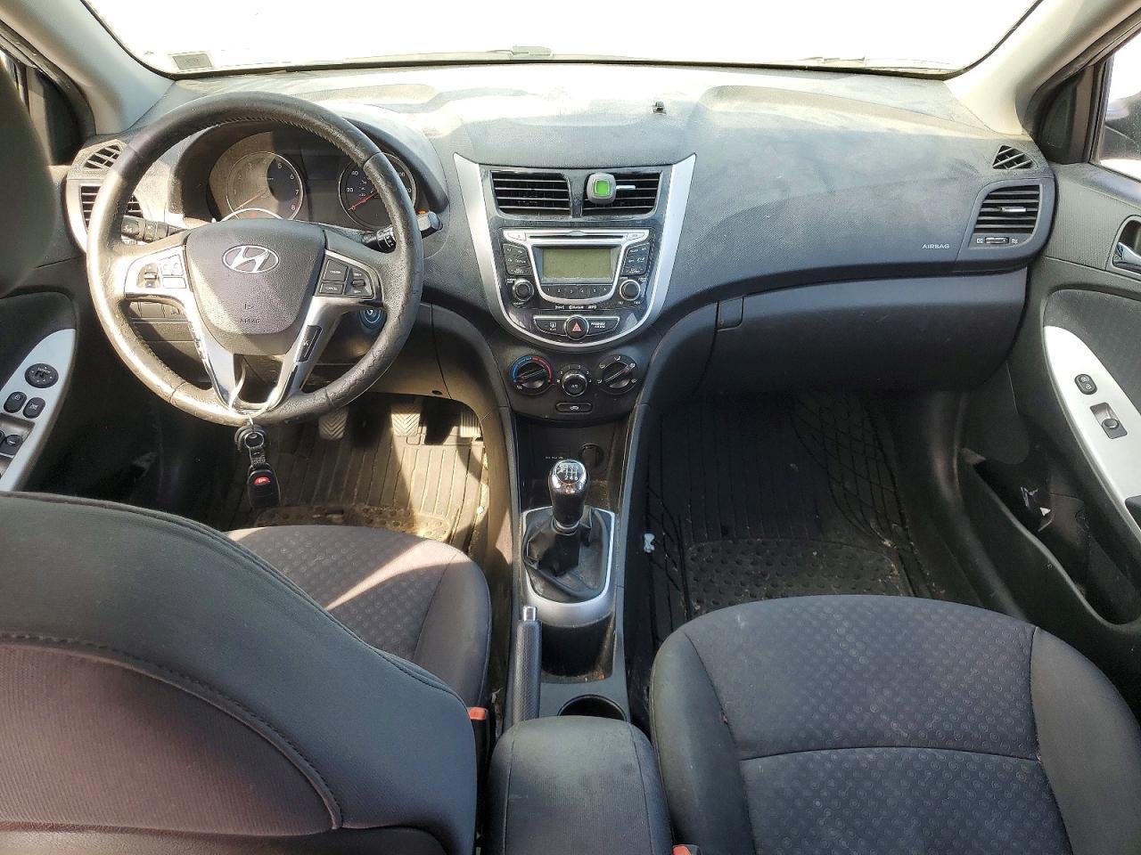 2013 HYUNDAI ACCENT