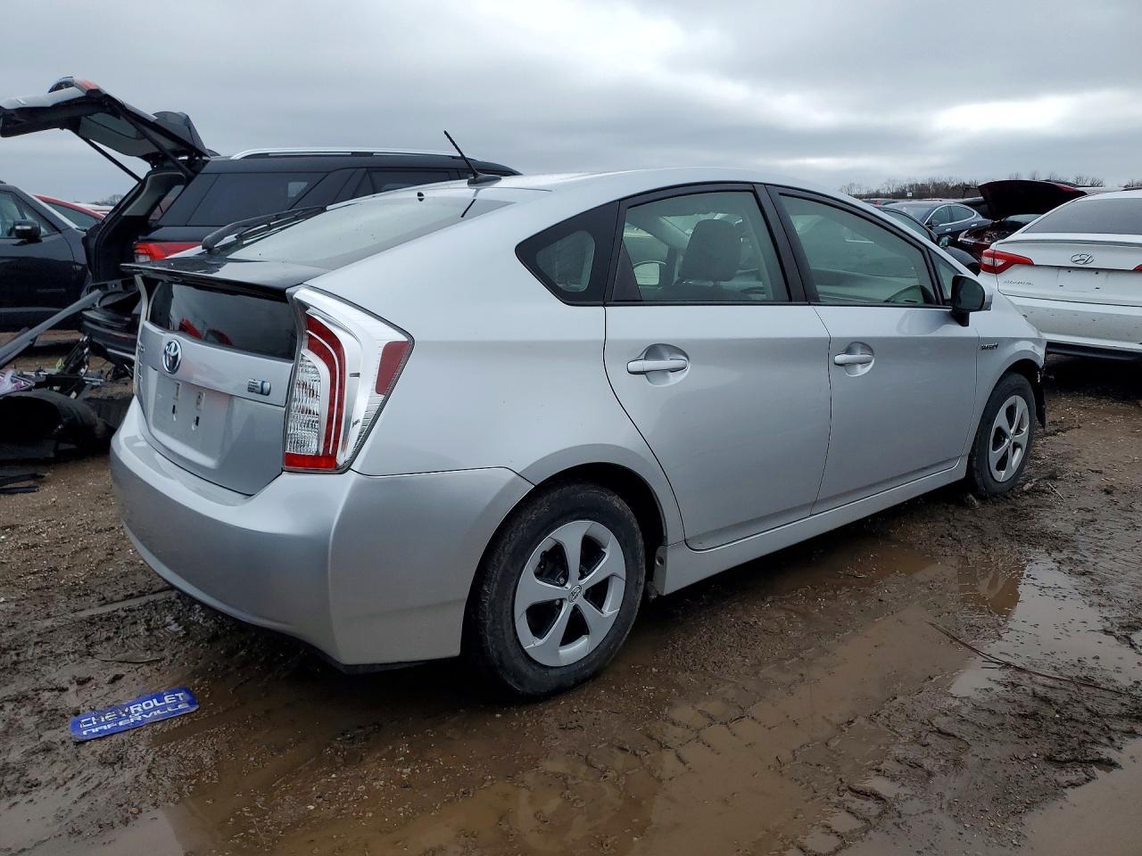 2012 TOYOTA PRIUS