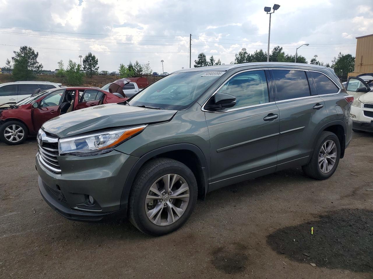 2015 TOYOTA HIGHLANDER