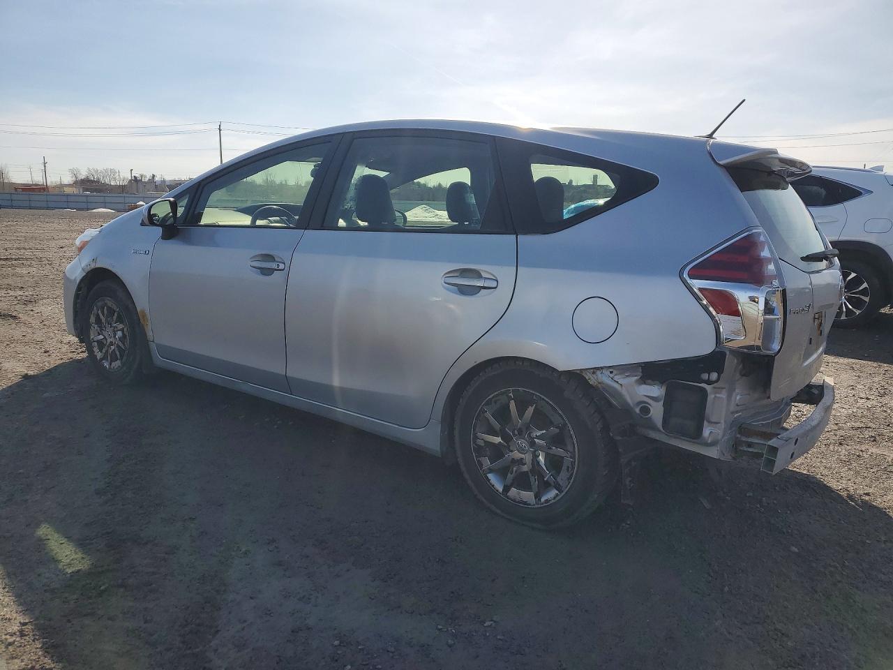 2017 TOYOTA PRIUS V