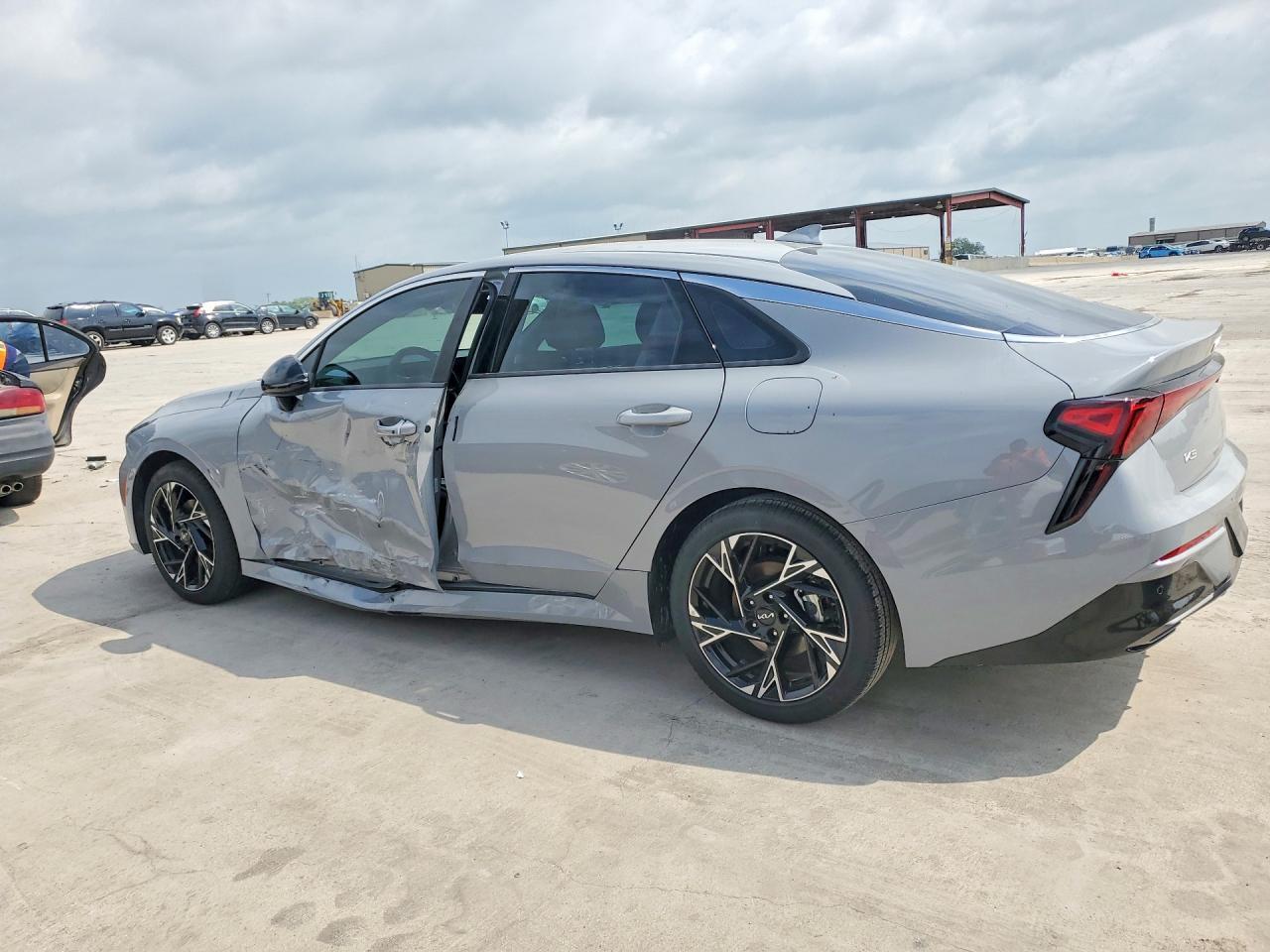 2026 KIA K5