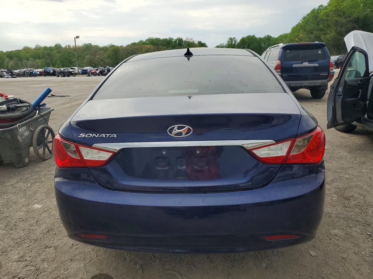 2012 HYUNDAI SONATA