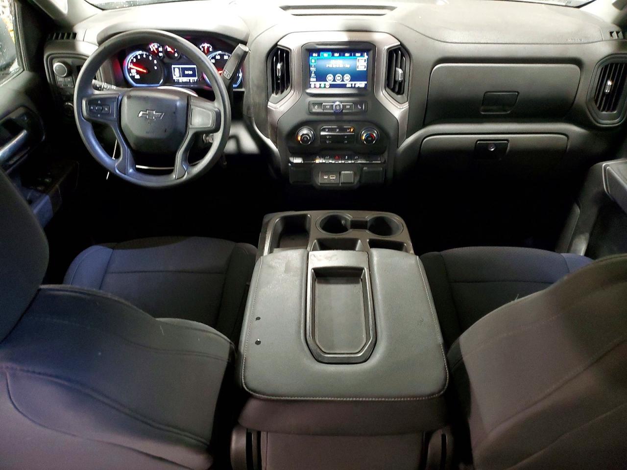 2021 CHEVROLET Silverado