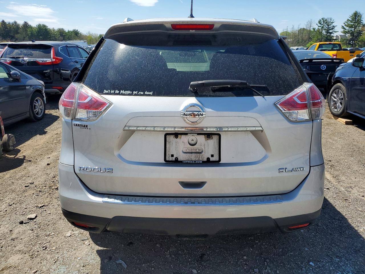 2016 NISSAN ROGUE