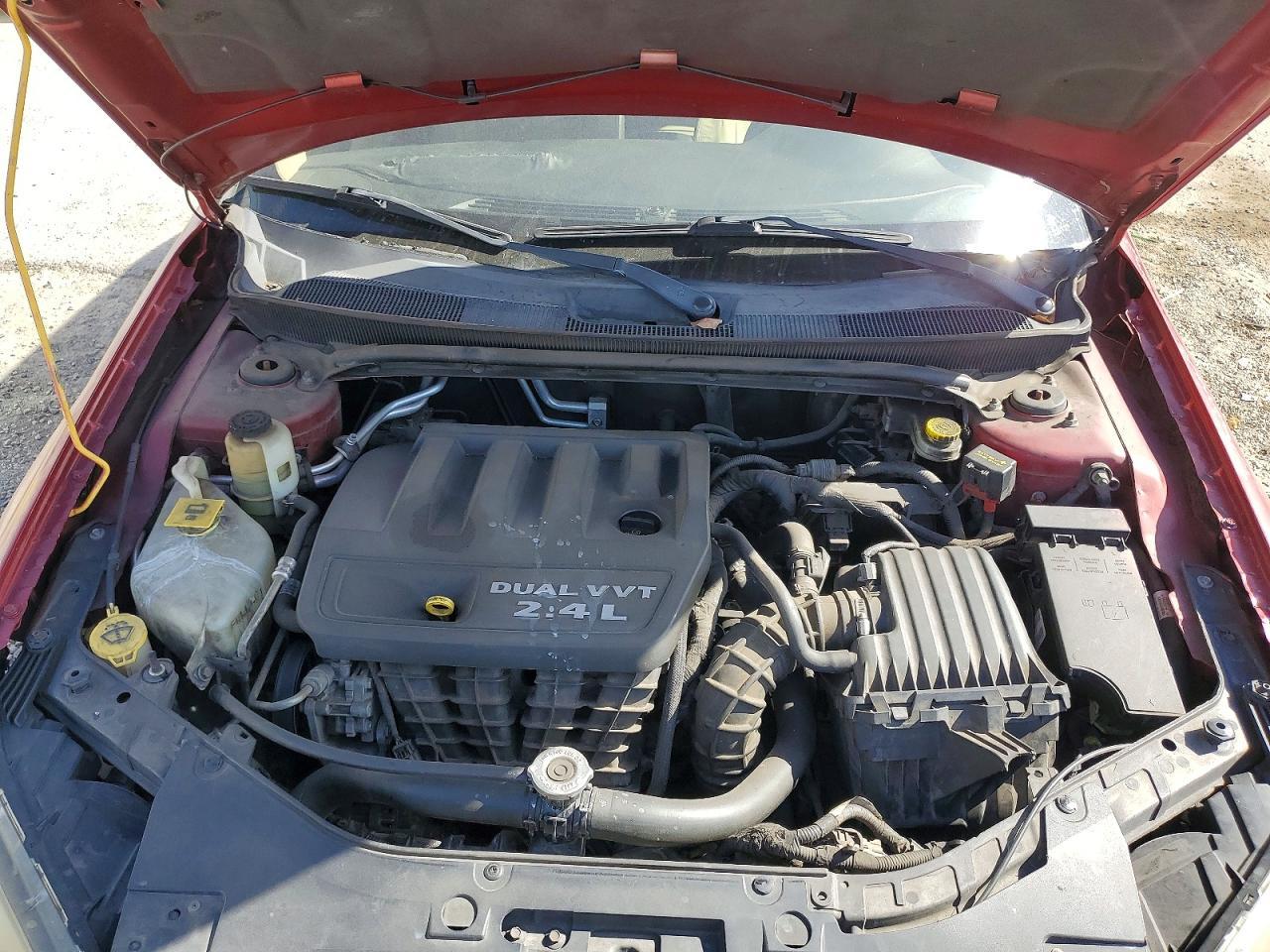 2012 CHRYSLER 200