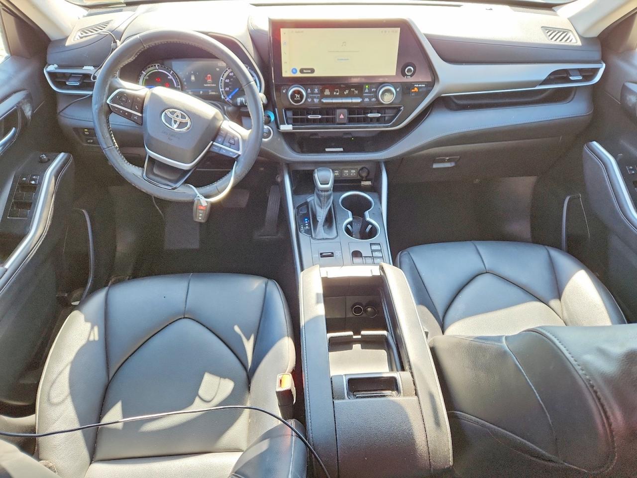 2023 TOYOTA Highlander Hybrid