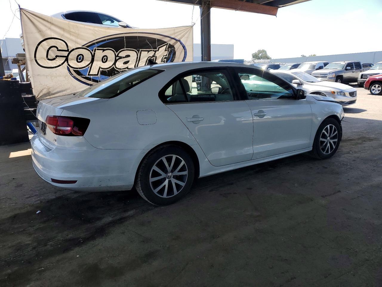 2017 VOLKSWAGEN JETTA
