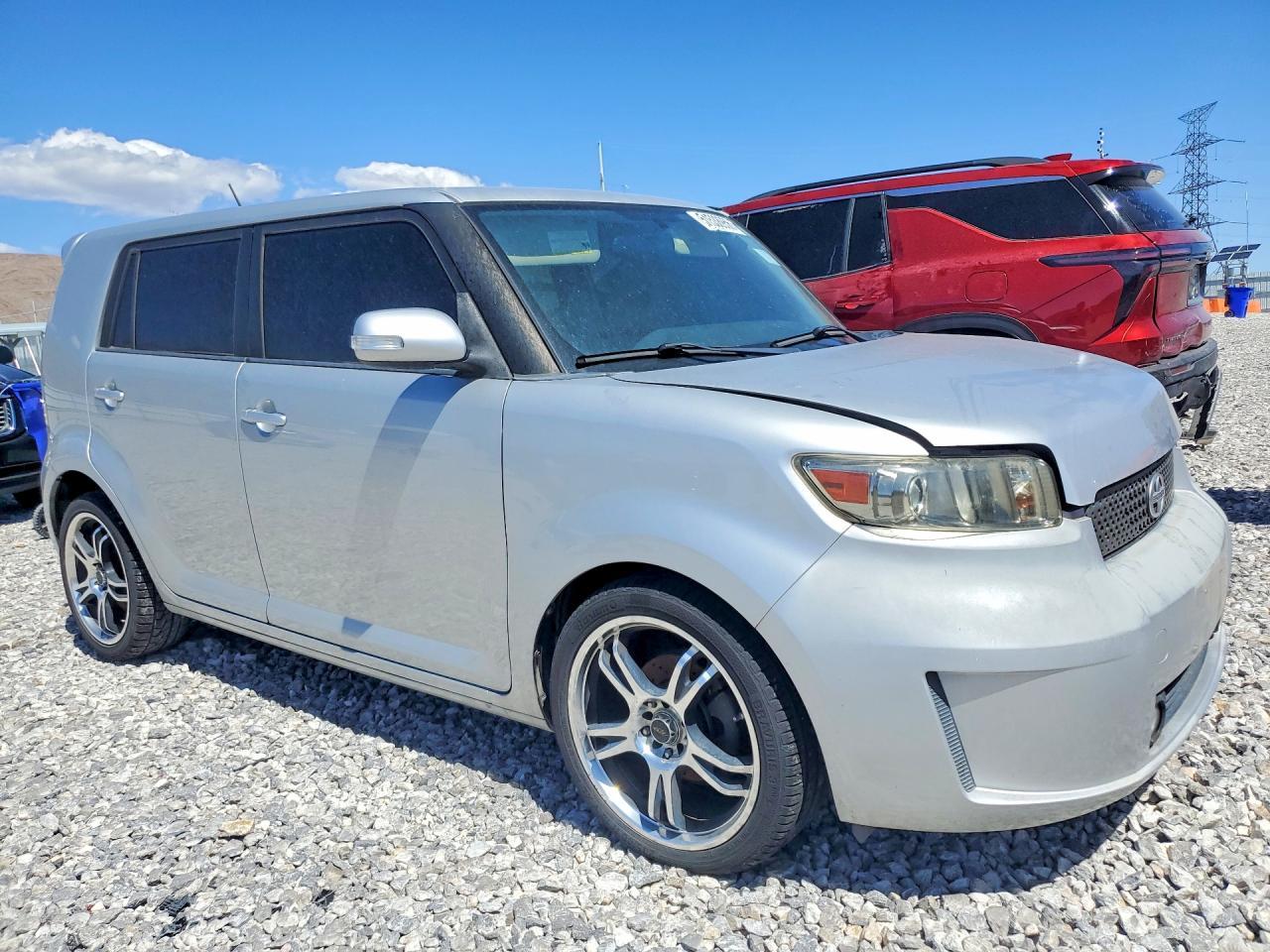 2010 TOYOTA SCION