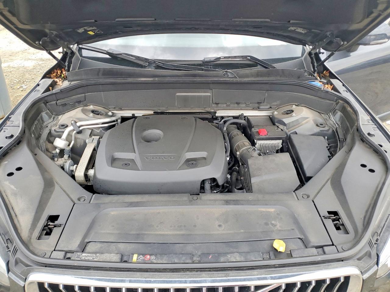 2020 VOLVO XC90