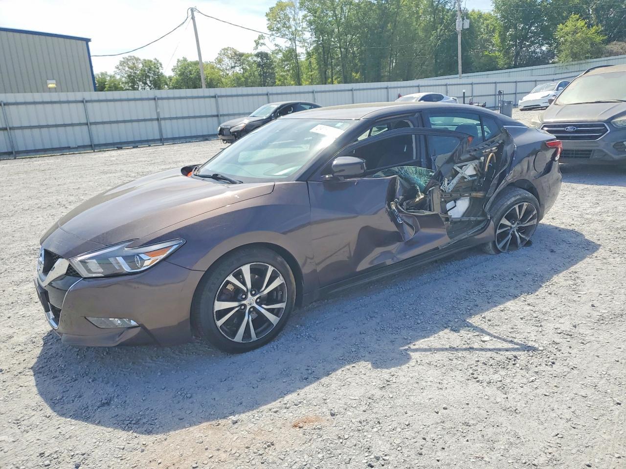 2016 NISSAN Maxima