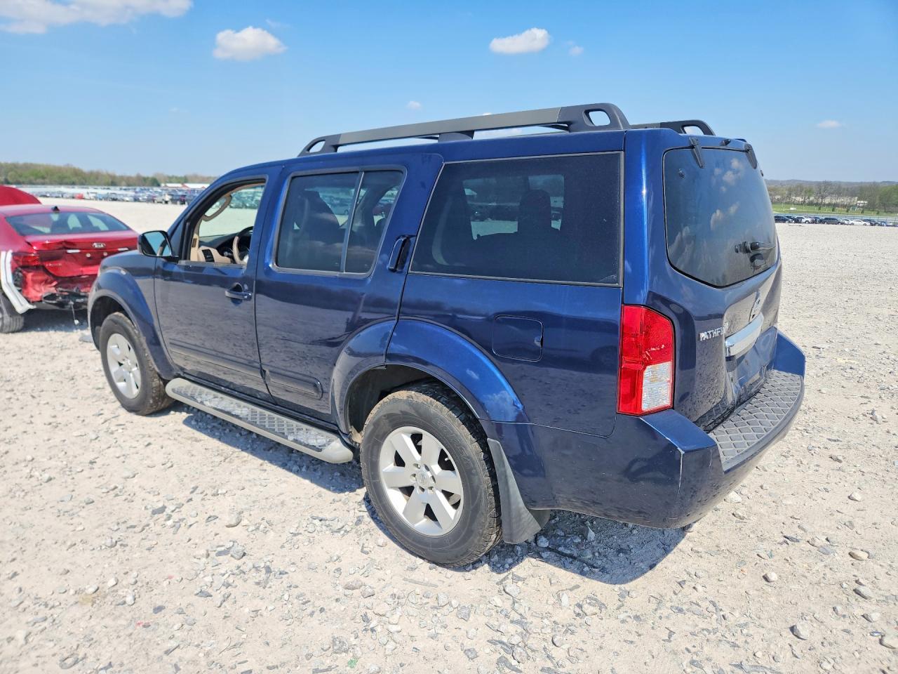 2012 NISSAN PATHFINDER